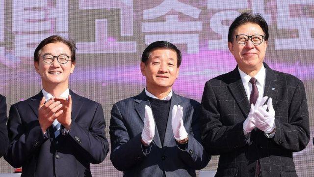 부산 '디비지나'?…민주 전재수 43.7%, 국힘 박형준 27.1% 오차범위 밖