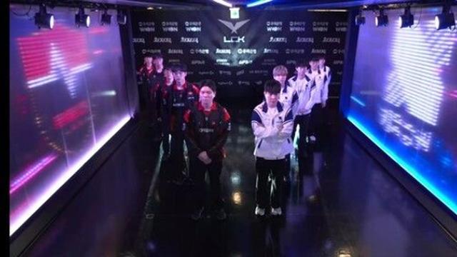 [LCK] 지던 경기? 뒤집으면 그만... 키움 DRX, 농심 멘탈 무너뜨린 ‘역전 본능’ 1세트 승리