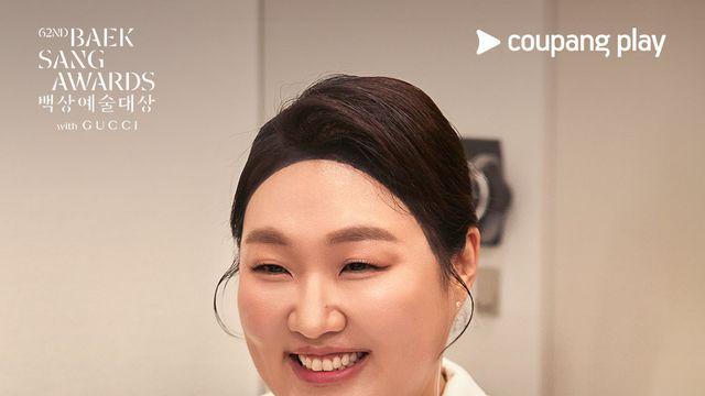 ‘백상의 딸’ 이수지, 시상하러 왔다가 수상…“더 열심히 웃기겠다”