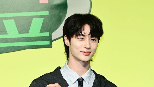 [종합] '대군부인' 논란 사과와 함께…변우석, '유재석 캠프'로 예능 출사표 (엑's 현장)