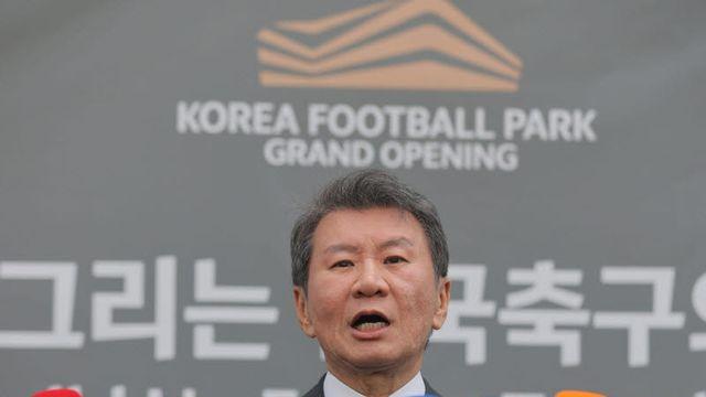 축구지도자협회 “정 회장 사퇴 발표 유감...WC 앞두고 갈등 멈춰야"