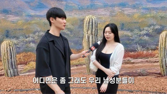 남자가 번호 물어봤을 때 장소에 따라 여자 반응 갈리는거 ㄷㄷ.jpg