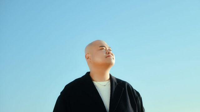 '소주한짝' 발표한 순순희 미러볼 