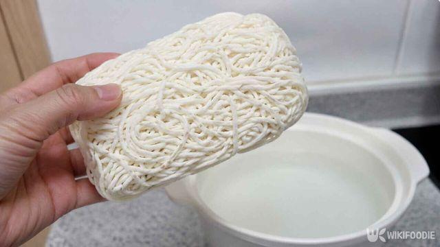 국수 힘들게 끓이지 마세요…라면보다 쉬운 전자레인지 3분 국수