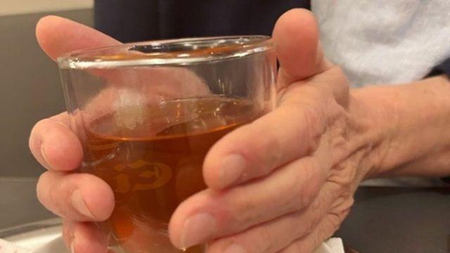 '커피 대신 마셔보세요, 깜짝 놀랄 겁니다..' 매일 아침, 한 잔씩 마시면 몸속 염증 싹 없애준다는 '건강 음료'