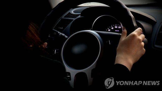 주차장서 트럭 훔쳐 100㎞ 무면허 운전한 외국인 구속