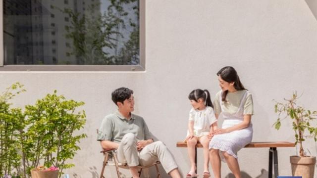[서진아 칼럼] 출산 후 3년, 가정의 재무가 가장 흔들리는 시기