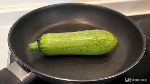애호박 그냥 볶지 마세요… 성시경이 새우 넣어 부친 애호박 새우전 레시피