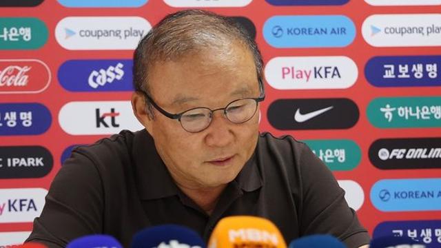 박항서, 축협 부회장 사퇴... 집행부 중 유일하게 월드컵 부진 동반 책임