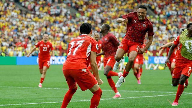 [월드컵] 스위스, 승부차기 혈투 끝 콜롬비아 제압…72년 만의 8강행