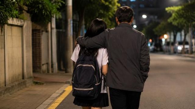 "담배 사줄게" 국힘 청주시의원, 여중생 성매매 의혹