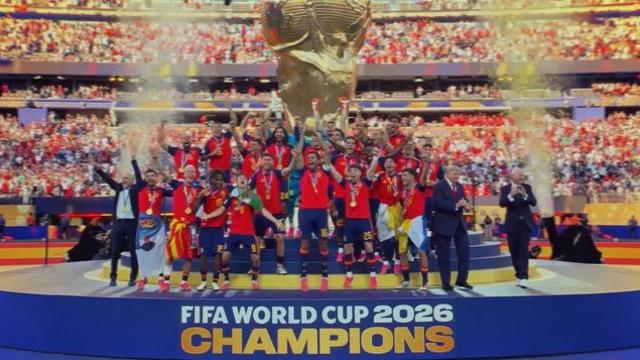“10점 만점에 11점짜리 편집”…FIFA가 공개한 사진서 사라진 트럼프