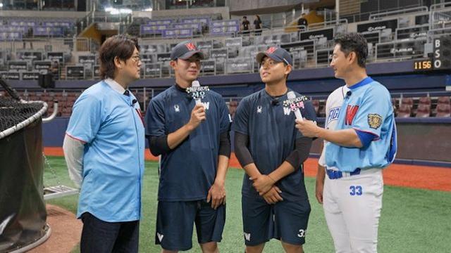 ‘휘문고 90기’ 박용택, 모교 후배들에 “5만 원만 줘”…무슨 일 (불꽃야구2)
