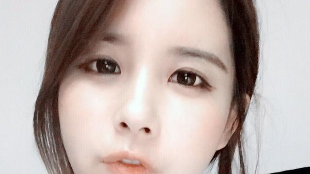‘사기 혐의 징역형’ 김이브, 유튜브 복귀…”예전 영상 어떻게든 구해 올릴 것”