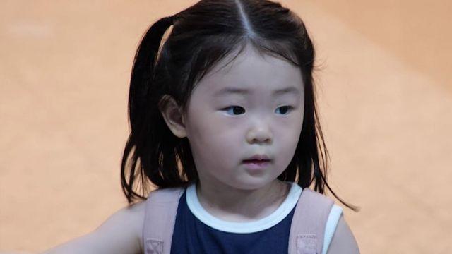 붐, ‘3살’ 첫째 딸 최초 공개…유행어 “읏짜”도 아빠 판박이 (‘최우수산’)