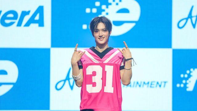 누에라 기현 “360도 촬영기법 도입 MV…‘크로마키상’ 인정받아”