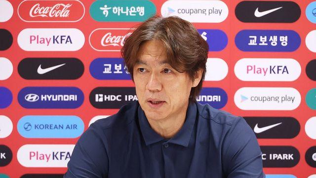 홍명보, 자택 인근서 법카 1천400만원 사용…호텔·식당 등 결제