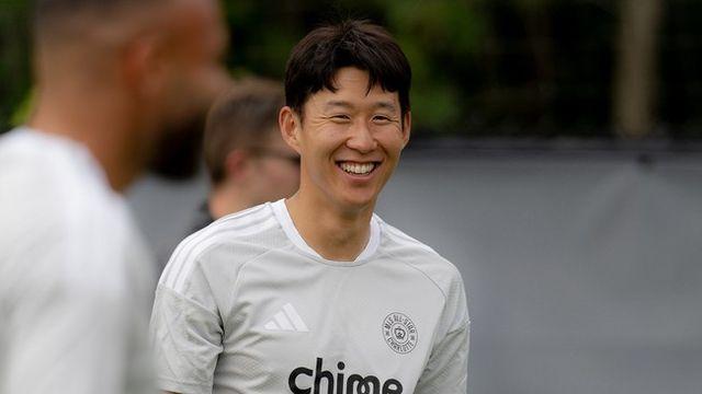 홍명보는 이런 선수를 벤치에 앉히다니…‘바이에른 레전드’ 뮐러, 올스타서 만난 손흥민 극찬 “언제든 뮌헨에 합류할 수 있을 만큼 뛰어난 선수”