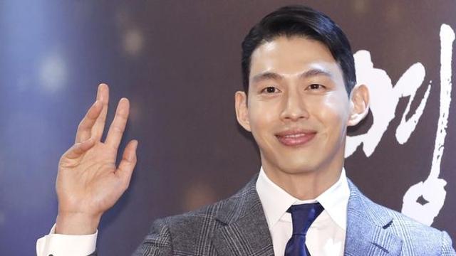 “사소한 연인 다툼”이라던 최정원…검찰은 흉기로 “죽이겠다” 혐의 인정