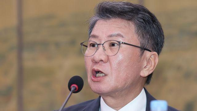 청문회 문자 속 ‘정 선배’ 누구길래…정몽규, 머뭇거리다 내놓은 답