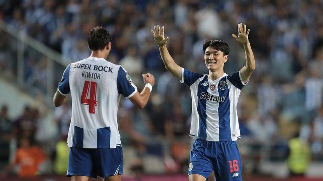 '공식 데뷔전' 포르투 황인범, 입단 12일 만에 슈퍼컵 우승