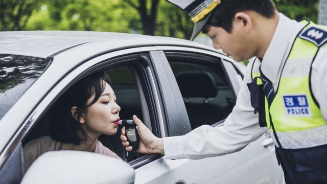 휴가 첫 금요일 밤 '술판'…전국 음주운전 320명 무더기 적발