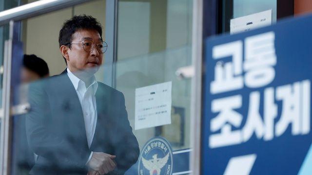 뺑소니 후 술타기 의혹 배우 이재룡 재판 넘겨져…음주운전 혐의는 제외