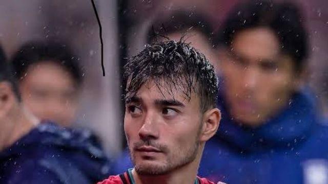 韓 축구 초대형 악재! 카스트로프, 부상 복귀전서 또 쓰러졌다...“심각한 부상, 응급차로 병원 이송”