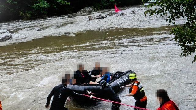 강원 인제 백담사 인근 계곡서 피서객 7명 고립…전원 구조