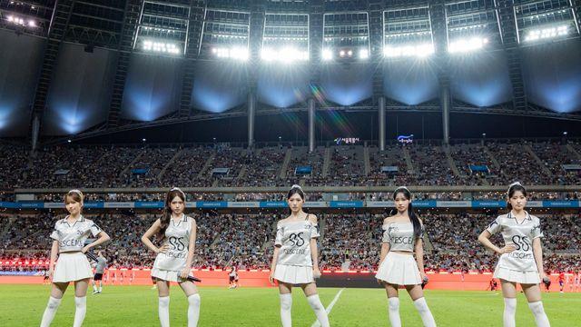 ‘축덕 걸그룹’ 리센느, 이강인 데뷔전 하프타임쇼로 성덕됐다