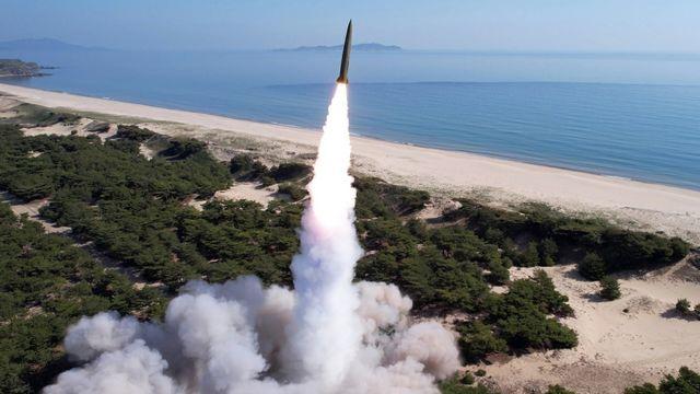 북한, 오전 6시께 탄도미사일 발사...일본 EEZ 밖 낙하 추정