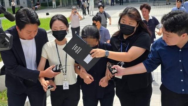 11세 손자 ‘아동학대치사 혐의’ 외할머니 구속…취재진에 남긴 한마디