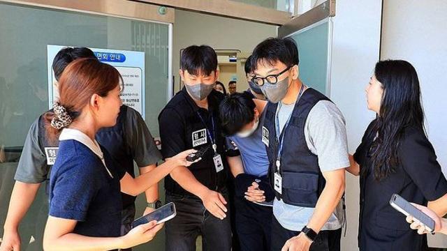 포승줄 묶여 나타난 제주 경찰관…‘실종사건 허위 종결’ 질문 쏟아지자
