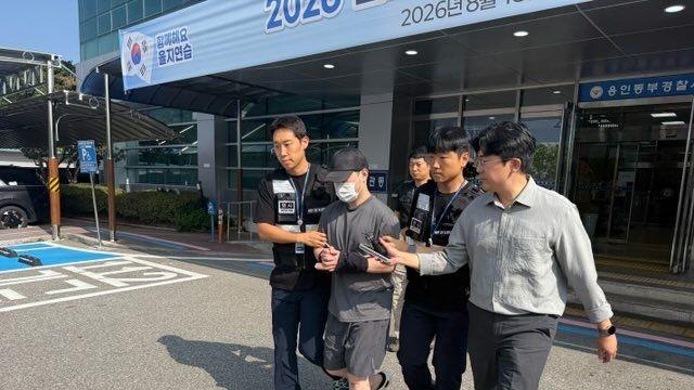 '가발 쓰고 여장' 워터파크 여탈의실 불법촬영 20대 구속 기로