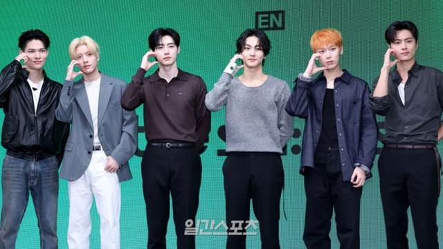 ‘6인조 재편’ 엔하이픈 ‘빌보드 200’ 첫 1위...데뷔 6년 만