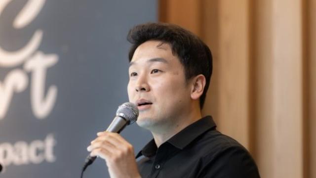 김진 앵커, ‘나혼산’ 검증 나섰다…8명 당일 발권 실패 “불가능” [SD톡톡]