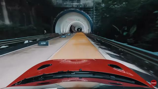 중국 전기 SUV, 터널 벽 타고 천장까지 360도 회전… “AI 아냐?”