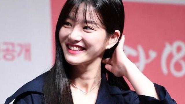 이유비 