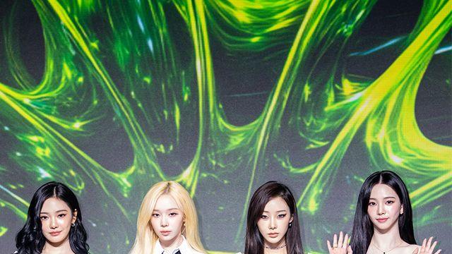 에스파, 콘서트 규모 키웠다가 '텅텅' 빈자리 굴욕 [이슈in]