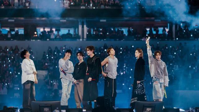 방탄소년단, 북미 투어 192만 관객과 마무리…LA 소파이 스타디움 신기록