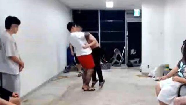 방송 중 일반인 기절시킨 '조폭 파이터' 김중우, ZFN 퇴출…법적 처벌은?