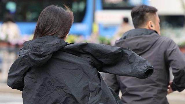 겉옷 꼭 챙기세요…내일 아침 출근길 기온 ‘여기까지’ 뚝
