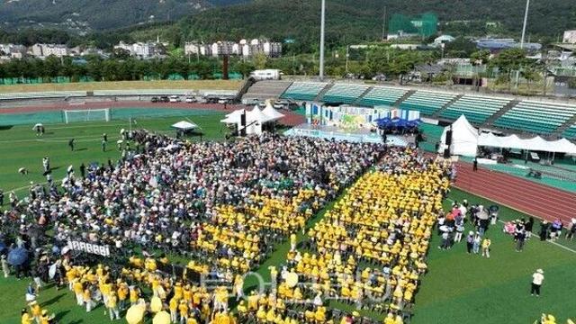 양평에 울려 퍼진 노래와 웃음…전국노래자랑 4천여 관객 ‘들썩’