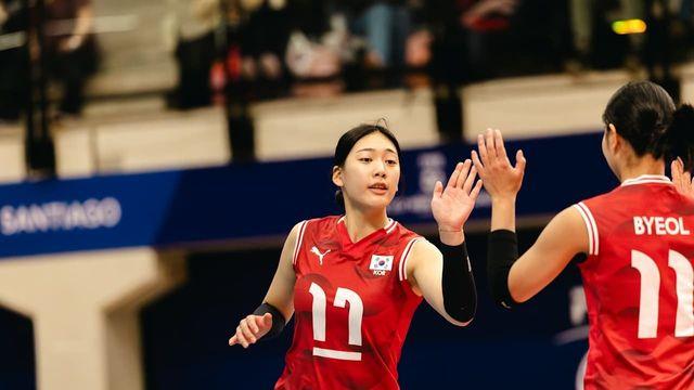 ‘리틀 김연경’ 손서연, 한국 여자배구의 미래로 쑥쑥…“쏟아지는 관심은 더 잘해야겠다는 동력”, 코트 밖에선 기숙사 생활·드라마 즐기는 영락없는 10대