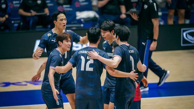 일본에 완패한 한국 남자배구, 호주 꺾고 '월드컵 티켓을 잡아라'