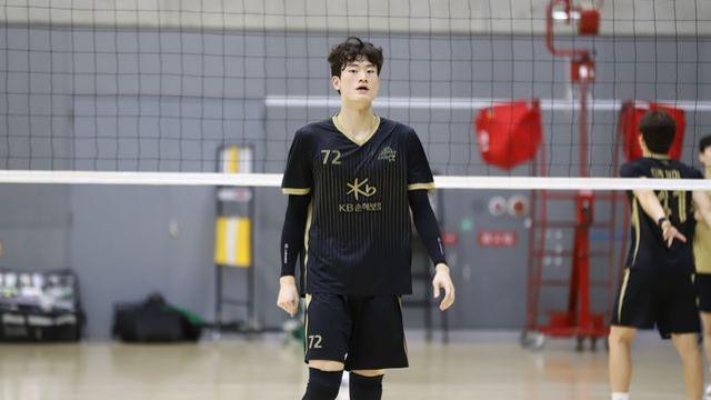 '부모님 출생 연도' 72번 등에 새기고 뛰는 KB손보 임동균