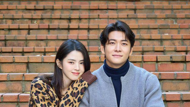 한소희♥강태오, 이렇게 잘 어울렸나…‘인턴’ 부부 사진 공개