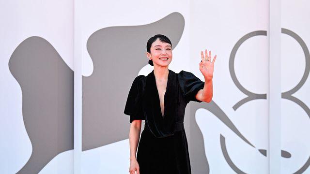 전도연, 다시 세계의 중심에… 베네치아 넘어 오스카까지