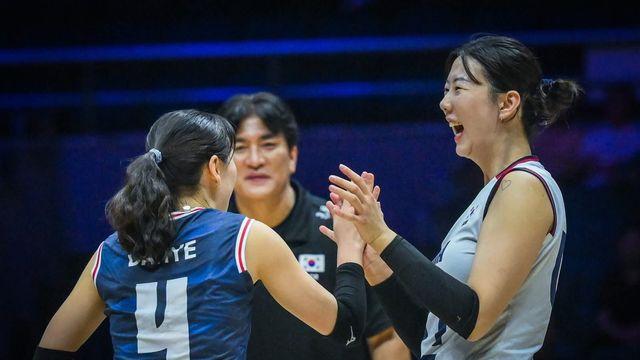 [나고야AG] ‘26득점 합작’ 강소휘-이다현 앞세운 한국 女배구, 홍콩 완파하고 서전 장식…메달 탈환 프로젝트 스타트