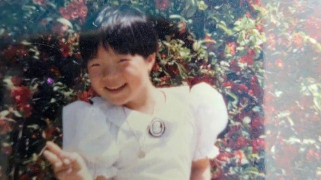 이 아이는 누구일까요?…'육아 난이도 최상' 과거 사진 공개된 여자 연예인